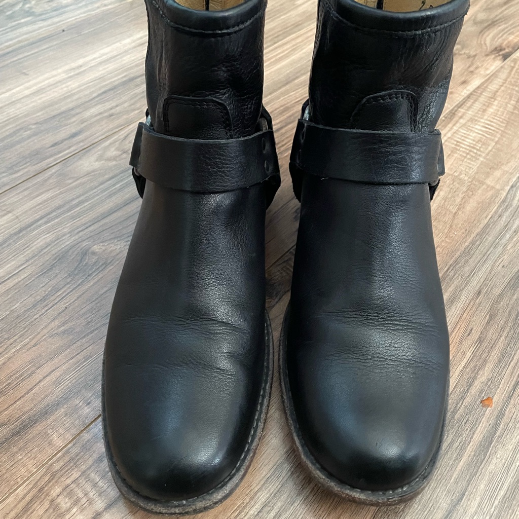 Frye Size 7 B Ankle Boots